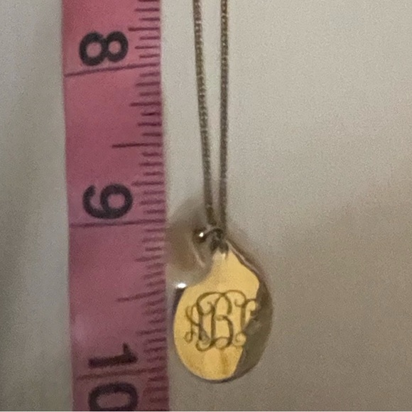 Vintage Goldtone Small Oval Pendant / Necklace with Initials ABC Engraved. - Picture 6 of 6